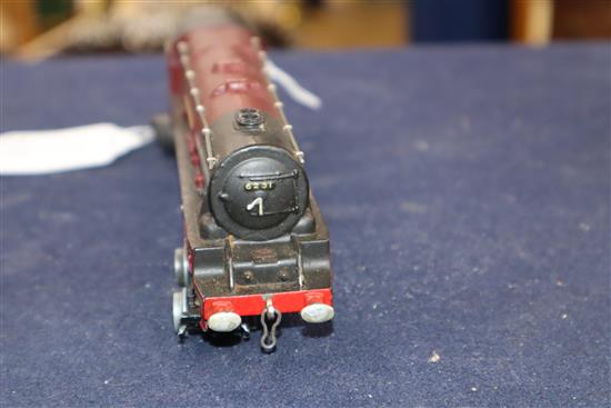 A Hornby Dublo EDL2 Duchess of Atholl locomotive and DR352 Tender D2, both boxed